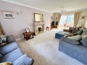 Photo 16- click for photo gallery